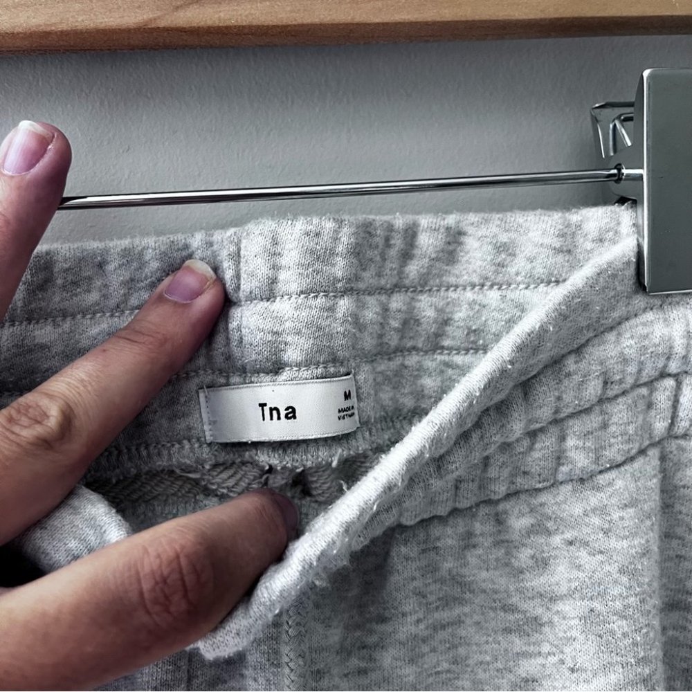 Aritzia TNA Cozy Fleece Draw String Joggers Women’s Size Medium - Picture 7 of 9